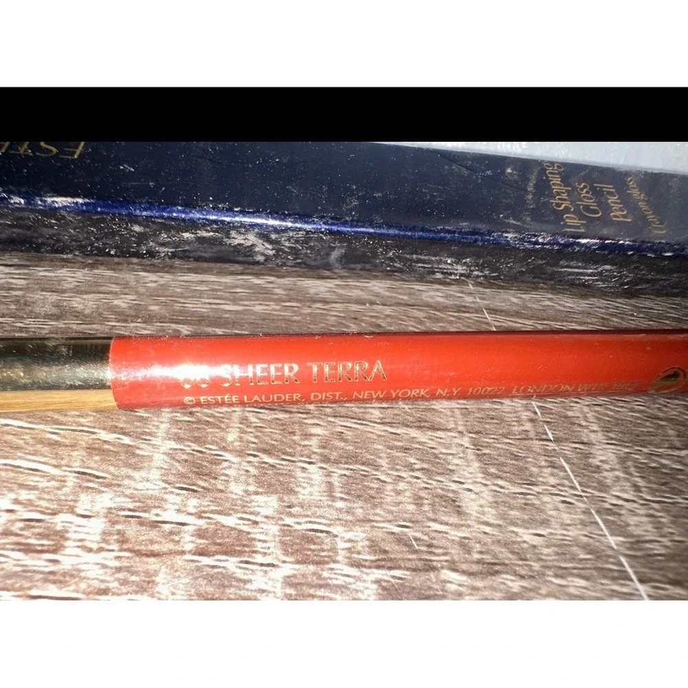 Estee Lauder Lip Shaping Gloss Pencil 06 Sheer Terra Red Brown Crayon‎ Gloss